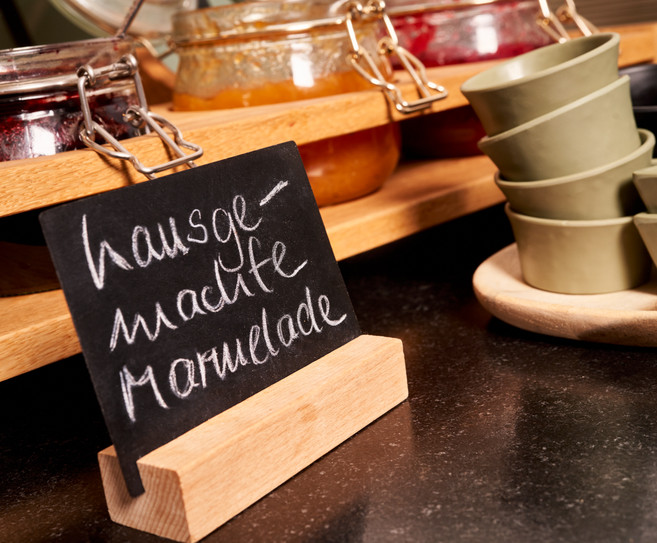 cropped-1706014681-zstudio_firmenkunden_hotel_zu_den_drei_kronen_6