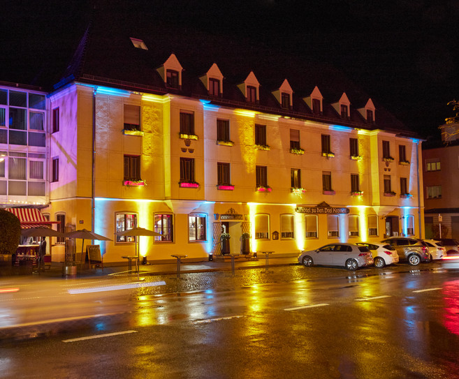cropped-1706014725-zstudio_firmenkunden_hotel_zu_den_drei_kronen_11